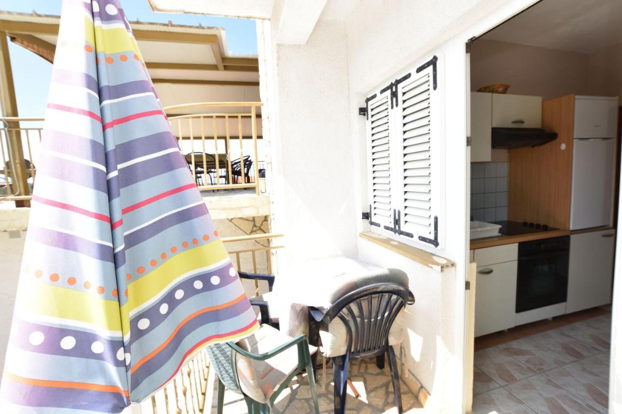 Apartments Jurkic Dolac Екстер'єр фото