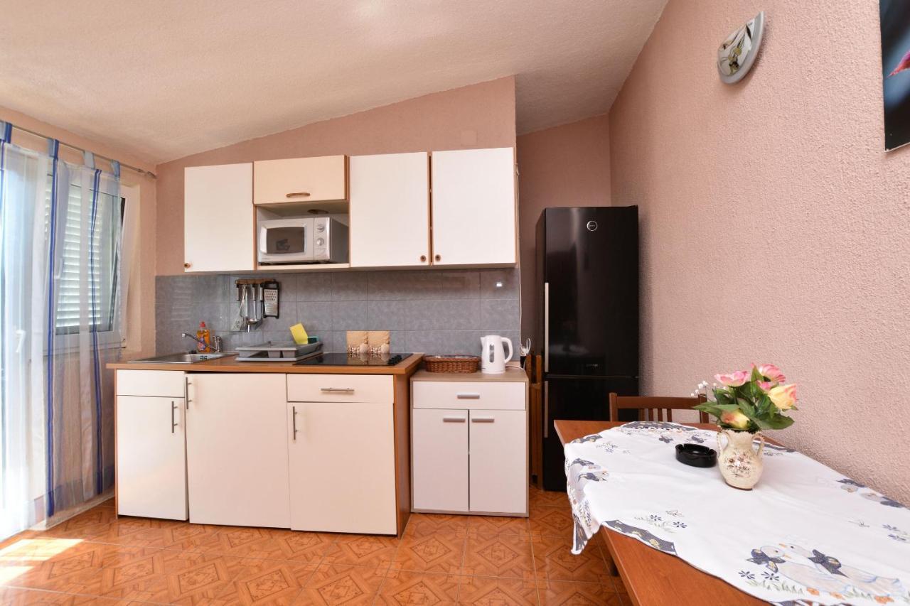 Apartments Jurkic Dolac Екстер'єр фото