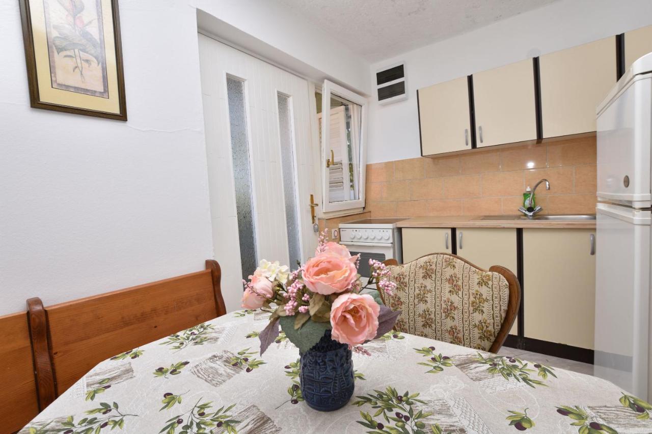 Apartments Jurkic Dolac Екстер'єр фото