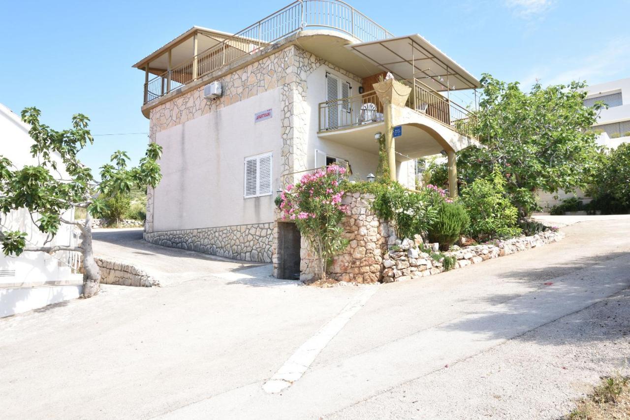 Apartments Jurkic Dolac Екстер'єр фото