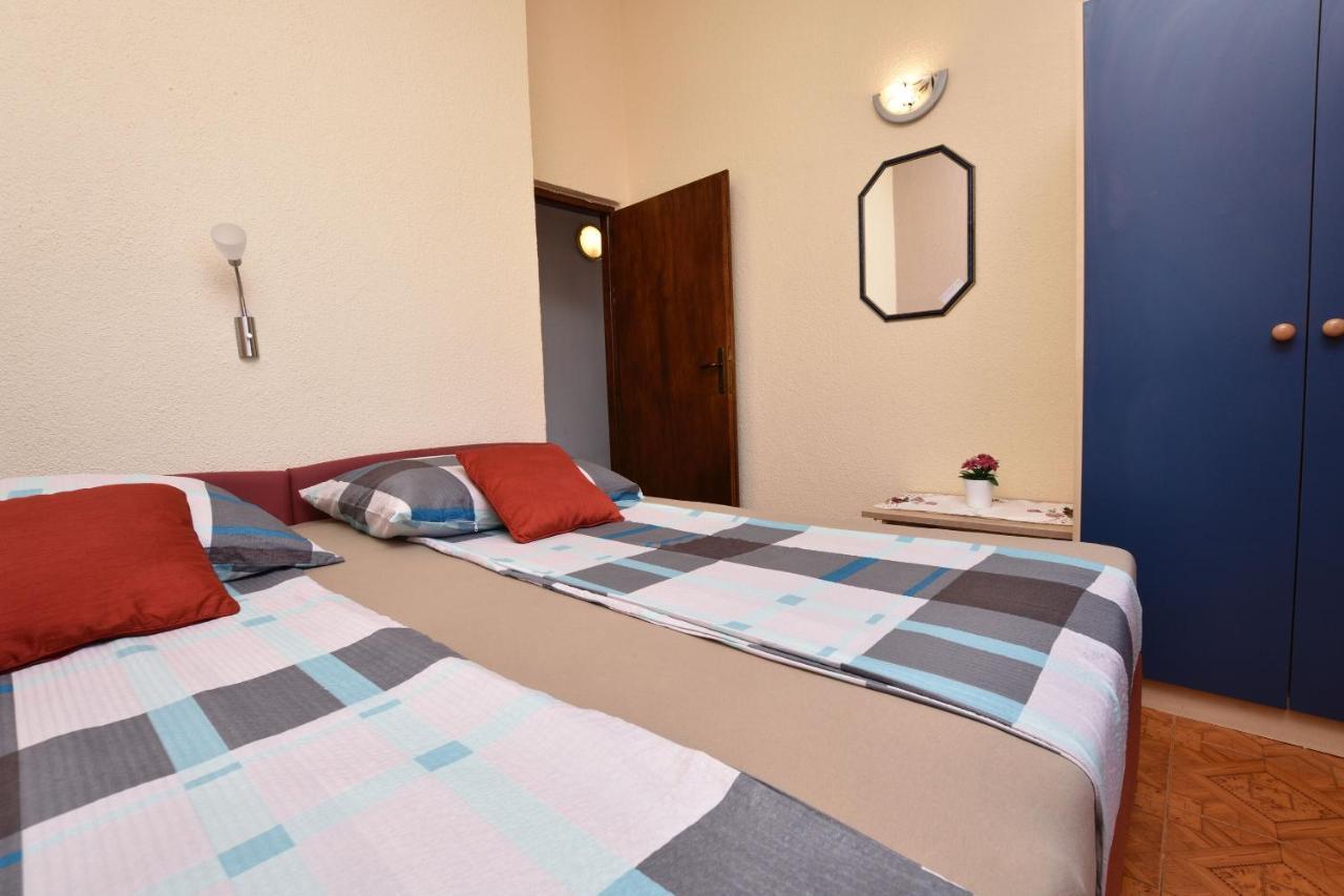 Apartments Jurkic Dolac Екстер'єр фото