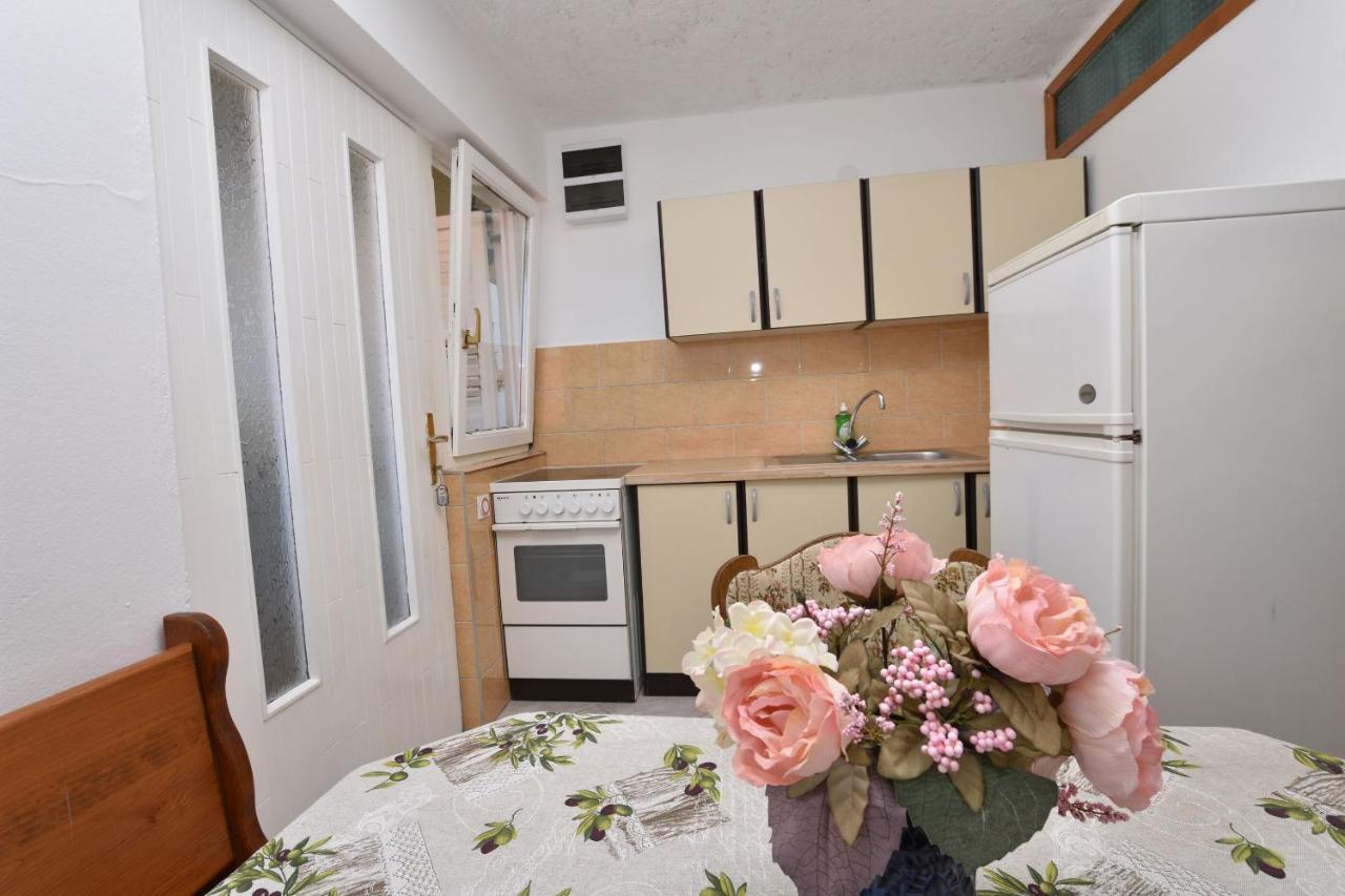Apartments Jurkic Dolac Екстер'єр фото