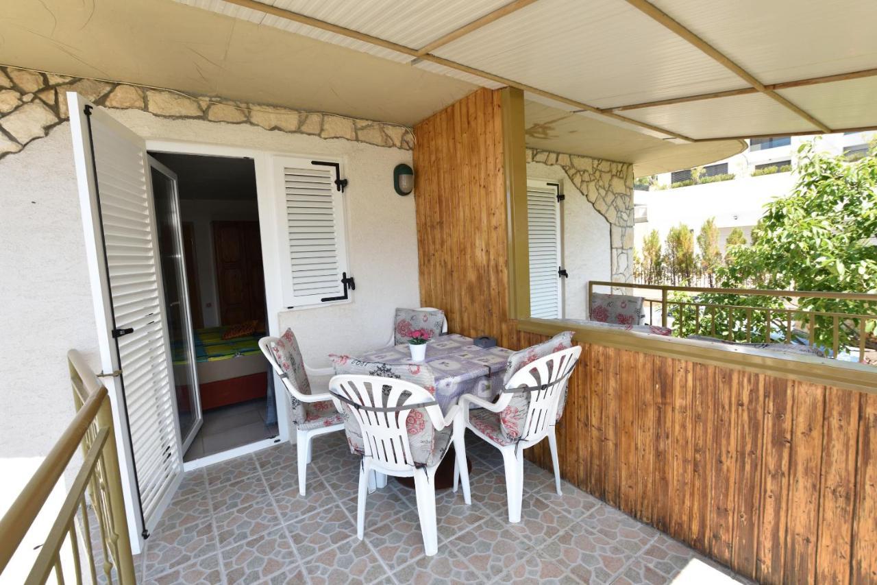 Apartments Jurkic Dolac Екстер'єр фото