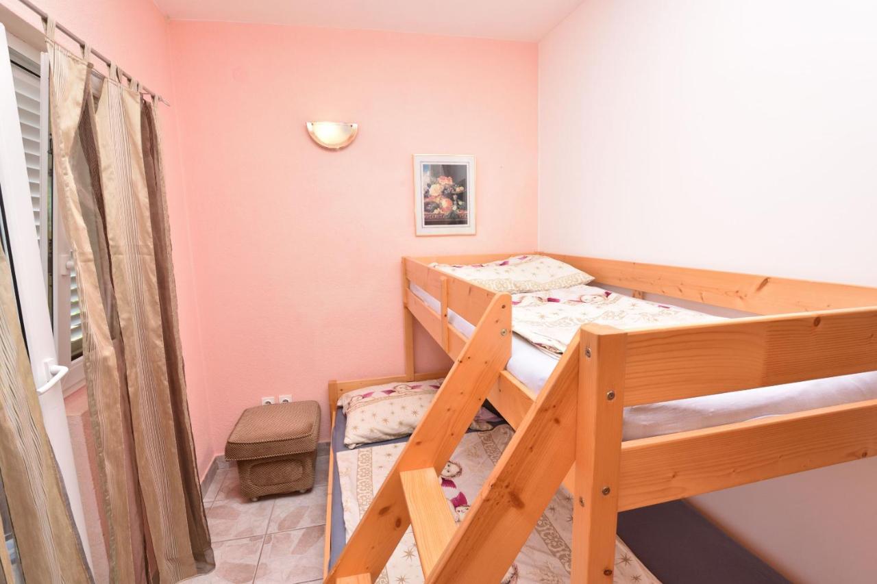 Apartments Jurkic Dolac Екстер'єр фото